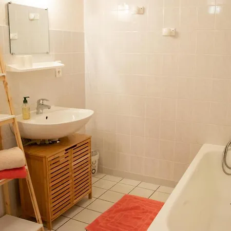L'abri Du Berger Holiday home *
